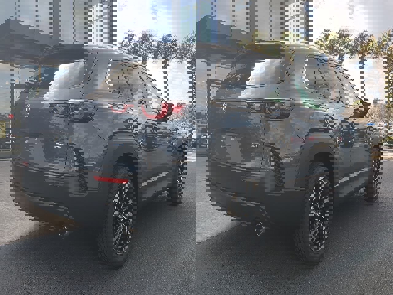 New 2025 MAZDA CX-50 2.5 Hybrid w/ Premium Plus Pkg image 3