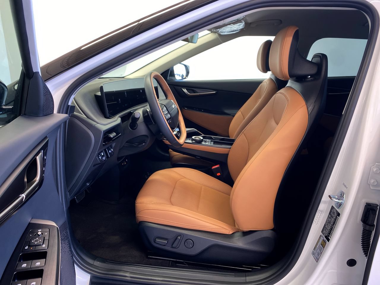 New 2026 Kia EV6 Wind RWD image 16