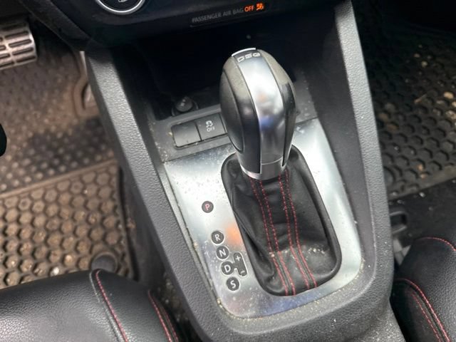 Used 2013 Volkswagen Jetta GLI FWD image 17