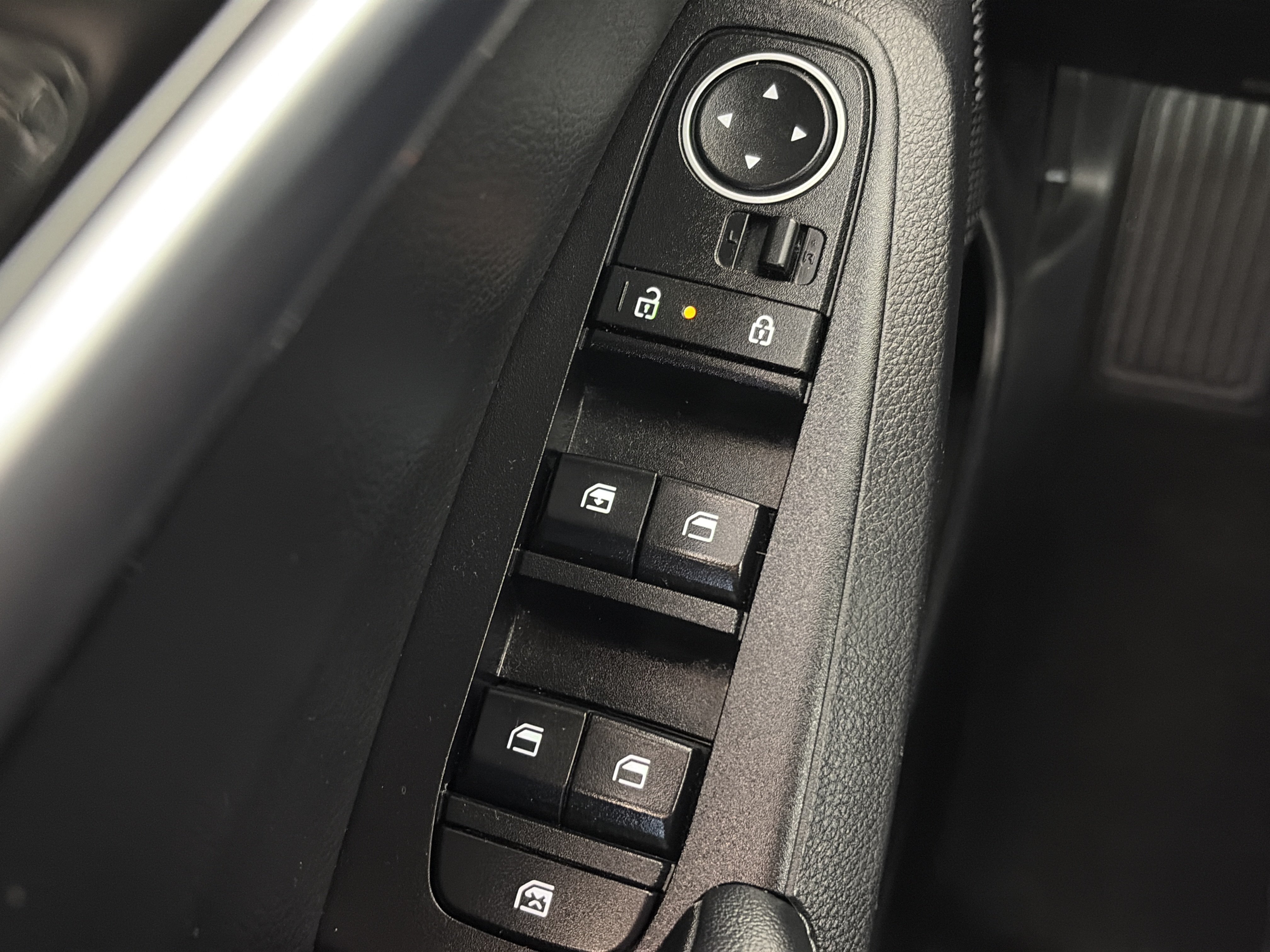 Certified 2024 Kia Seltos S AWD/4WD image 35