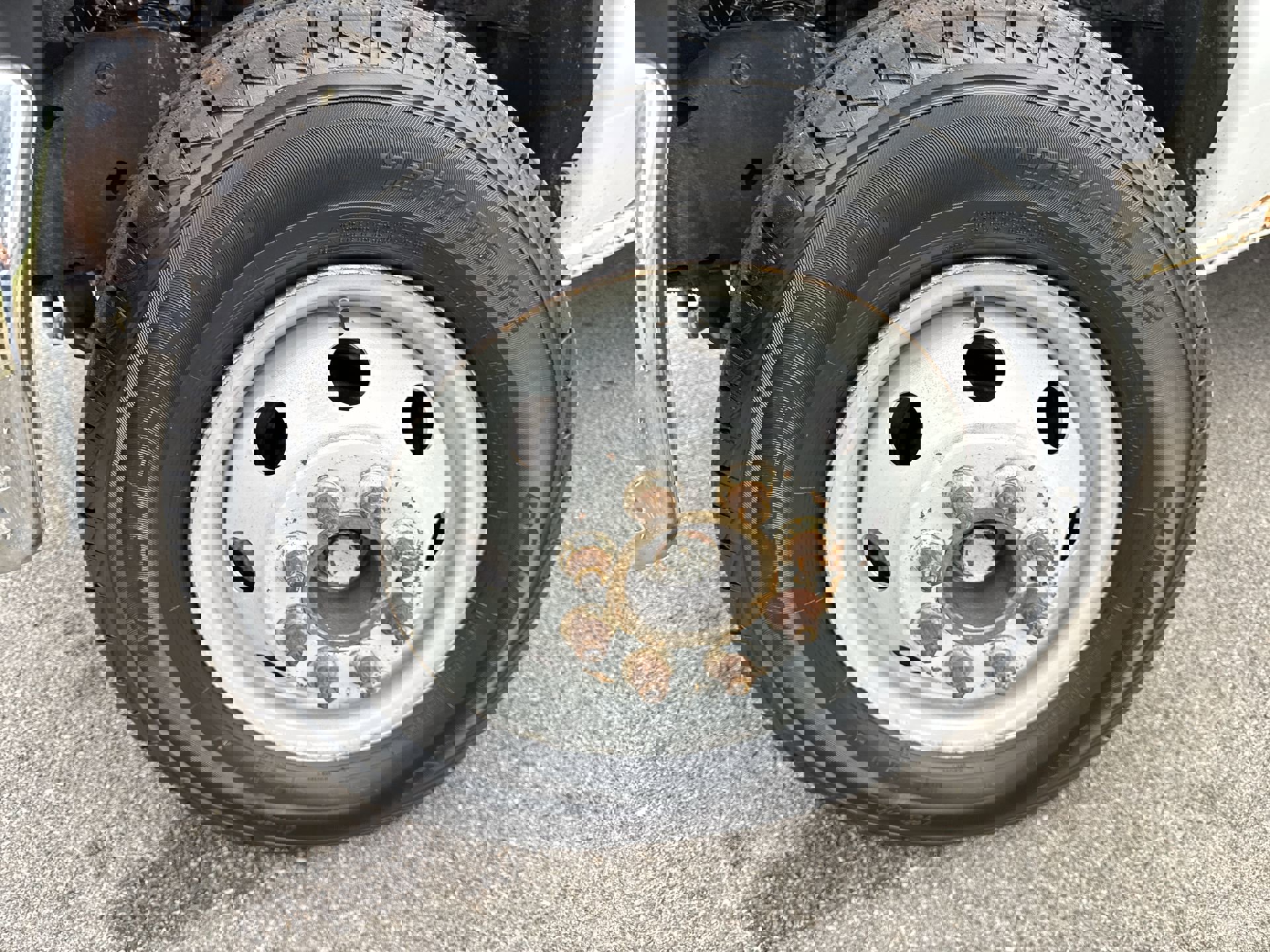 Used 2006 Ford E-450 and Econoline 450 image 24