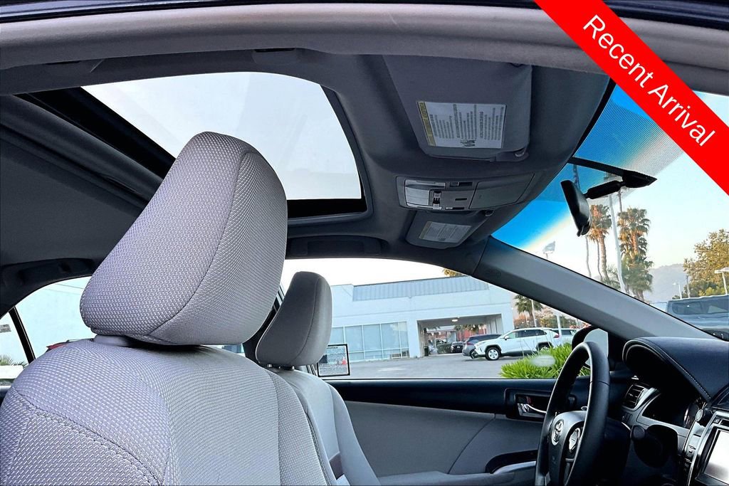 Used 2012 Toyota Camry XLE FWD image 27