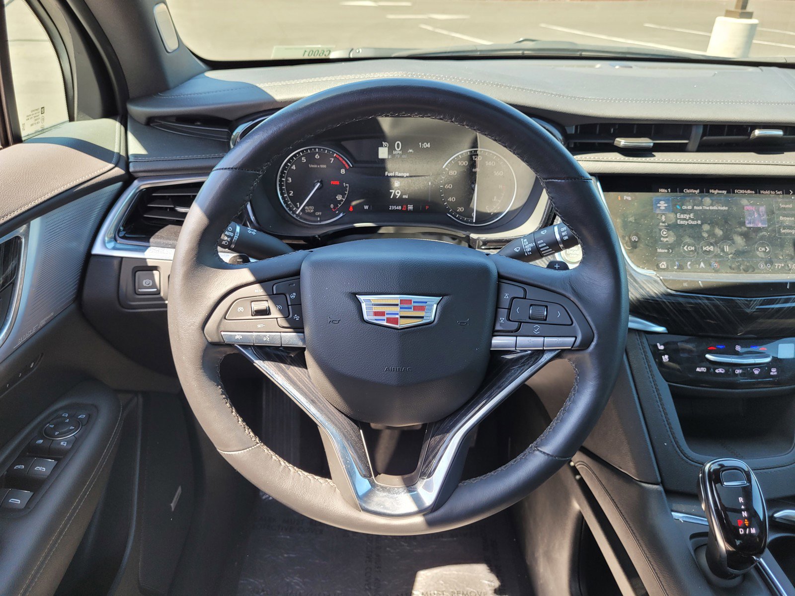 Used 2025 Cadillac XT6 Premium Luxury AWD/4WD image 16
