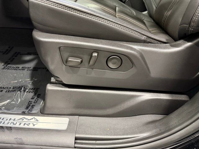 Used 2025 Chevrolet Silverado 1500 High Country w/ High Country Premium Package image 14