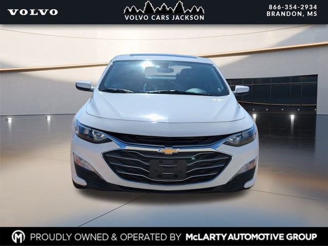 Used 2024 Chevrolet Malibu LT image 2