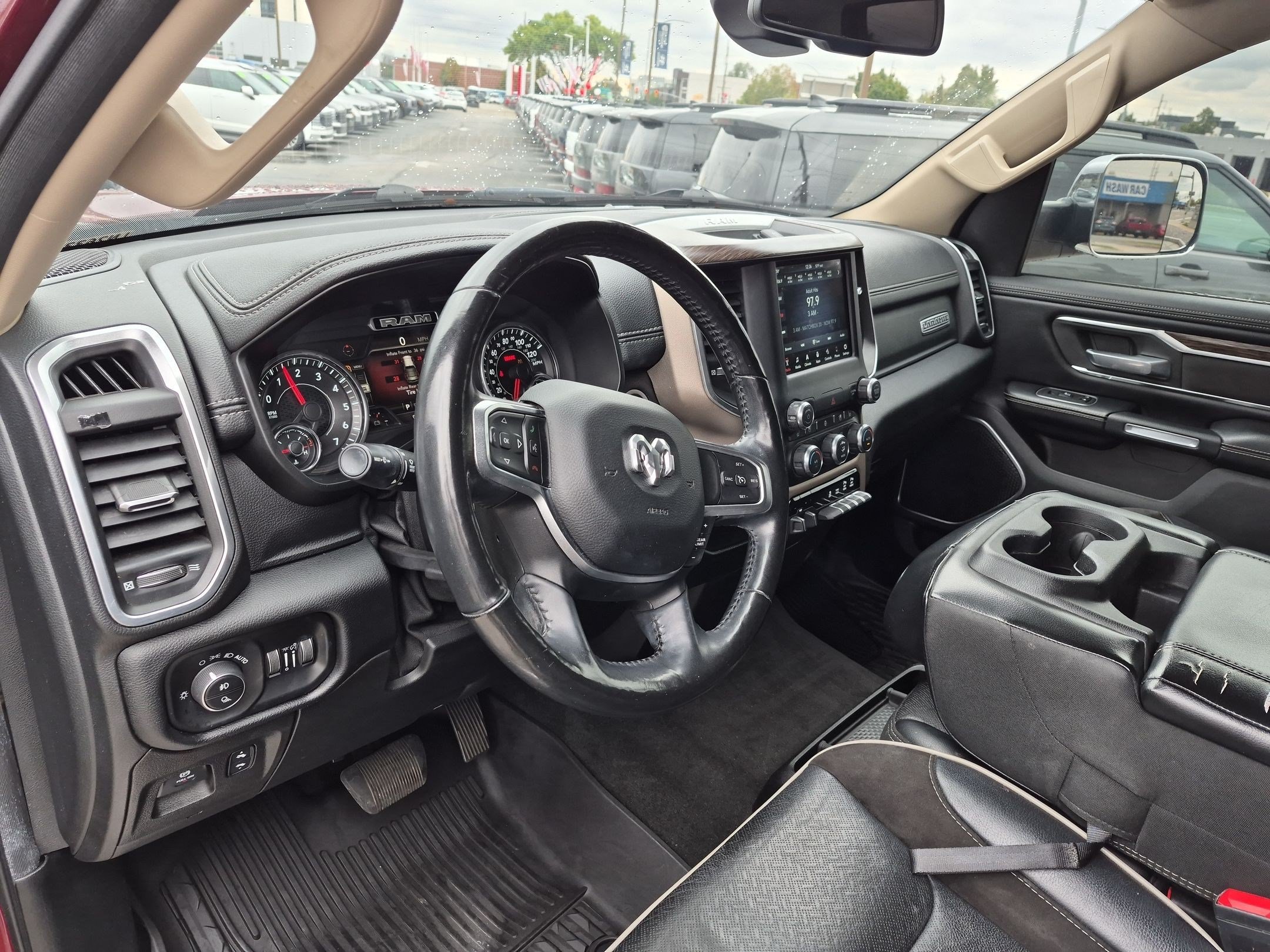 Used 2020 RAM 1500 Laramie AWD/4WD image 15