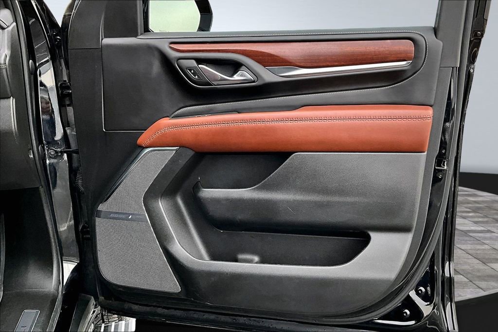 Used 2023 GMC Yukon XL Denali Ultimate image 24