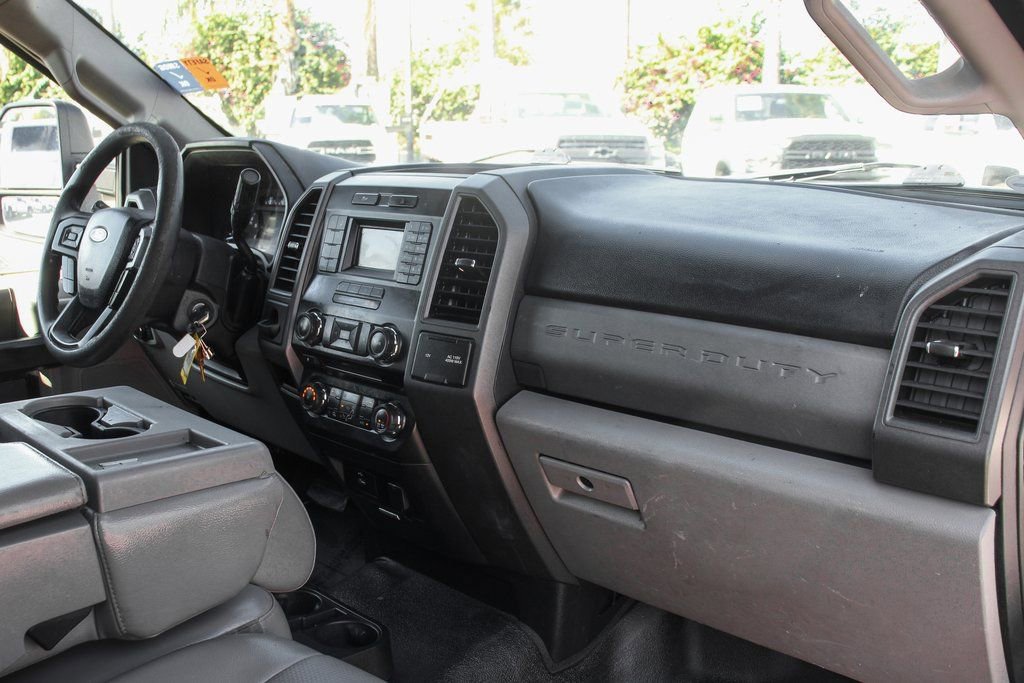 Used 2018 Ford F350 XL w/ Power Equipment Group RWD image 29