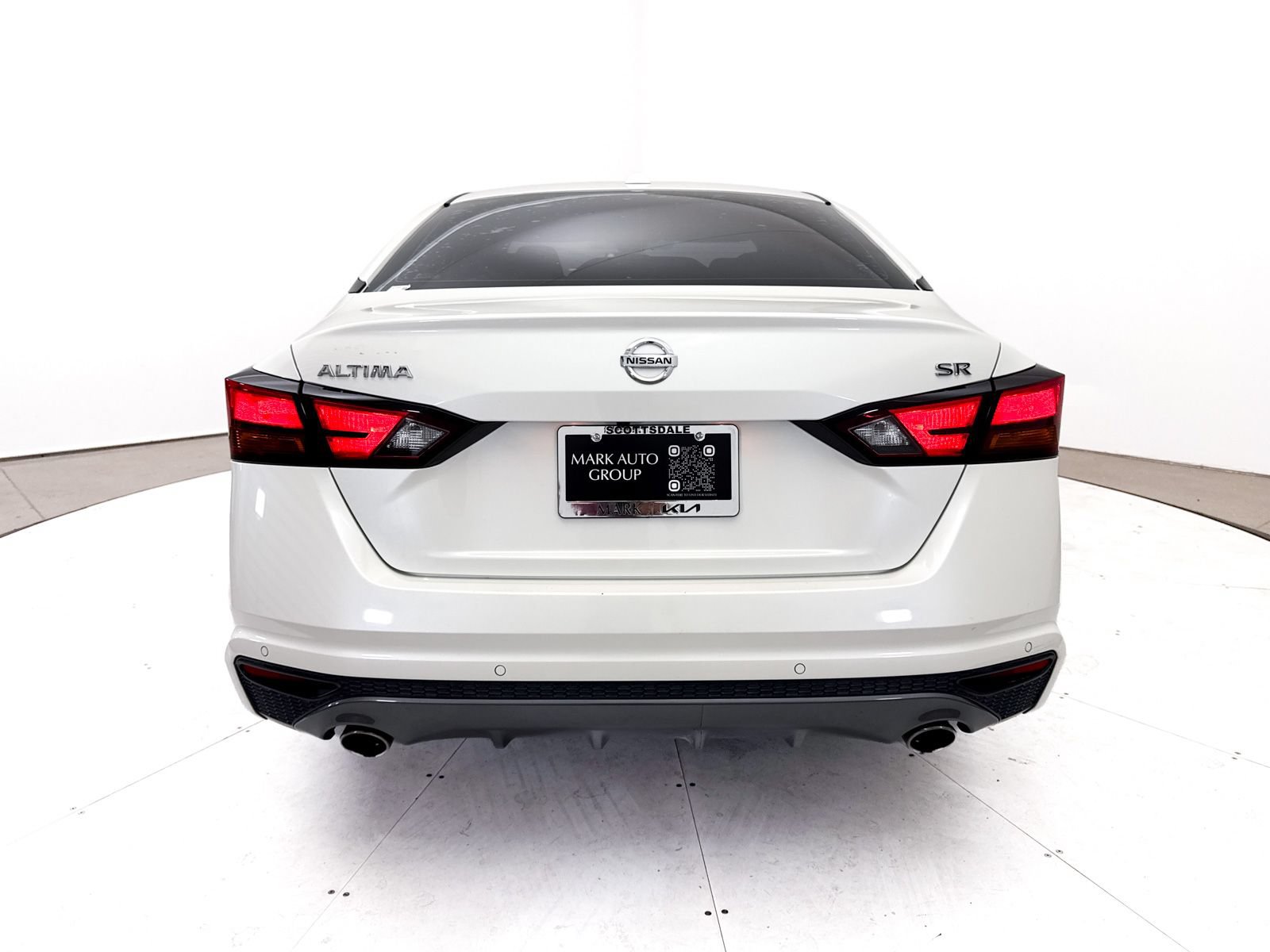 Used 2020 Nissan Altima 2.5 SR FWD image 14