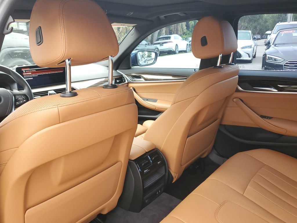 Used 2022 BMW 540i w/ Convenience Package RWD image 18