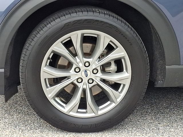 Used 2021 Ford Explorer Limited w/ Equipment Group 301A AWD/4WD image 8