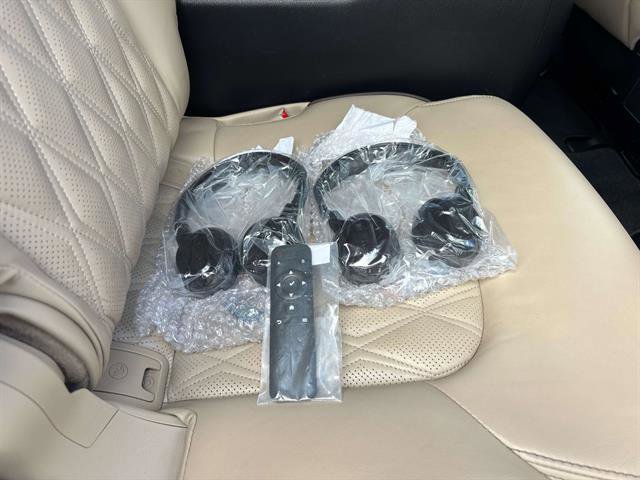 Used 2022 Nissan Armada Platinum w/ Captain's Chairs Package image 20