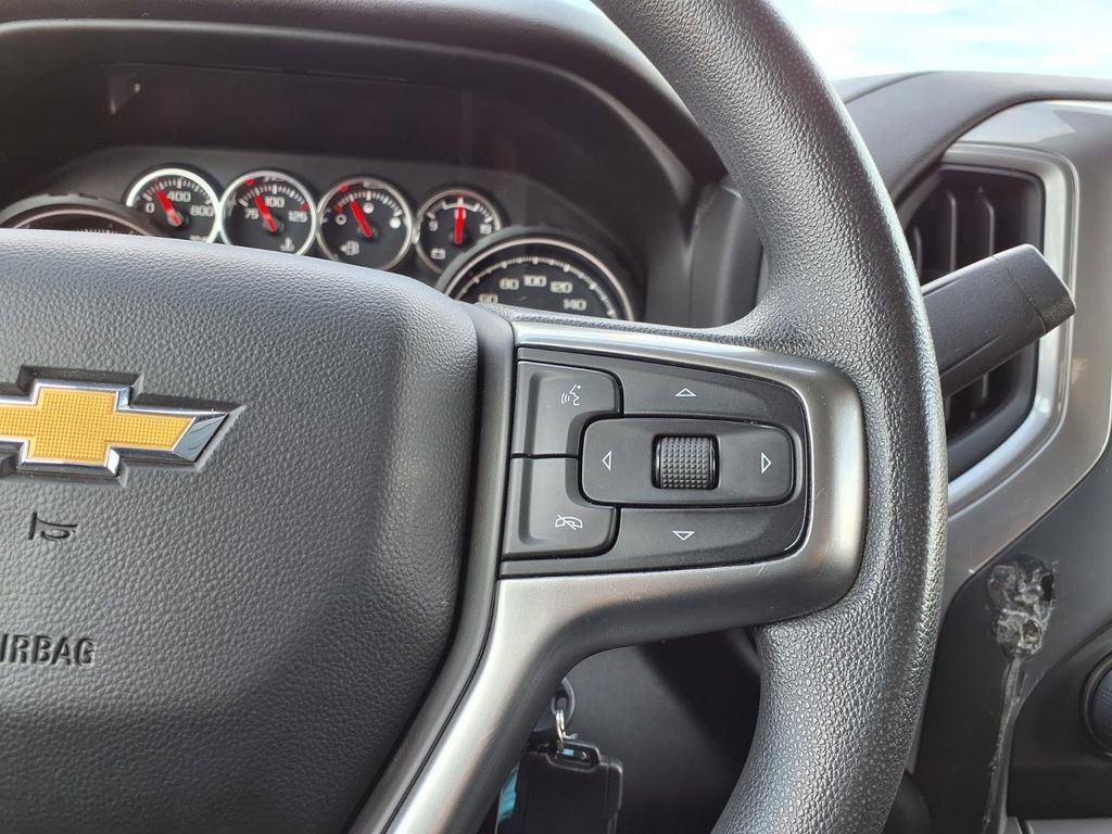 Used 2022 Chevrolet Silverado 1500 Custom w/ Safety Confidence Package AWD/4WD image 30