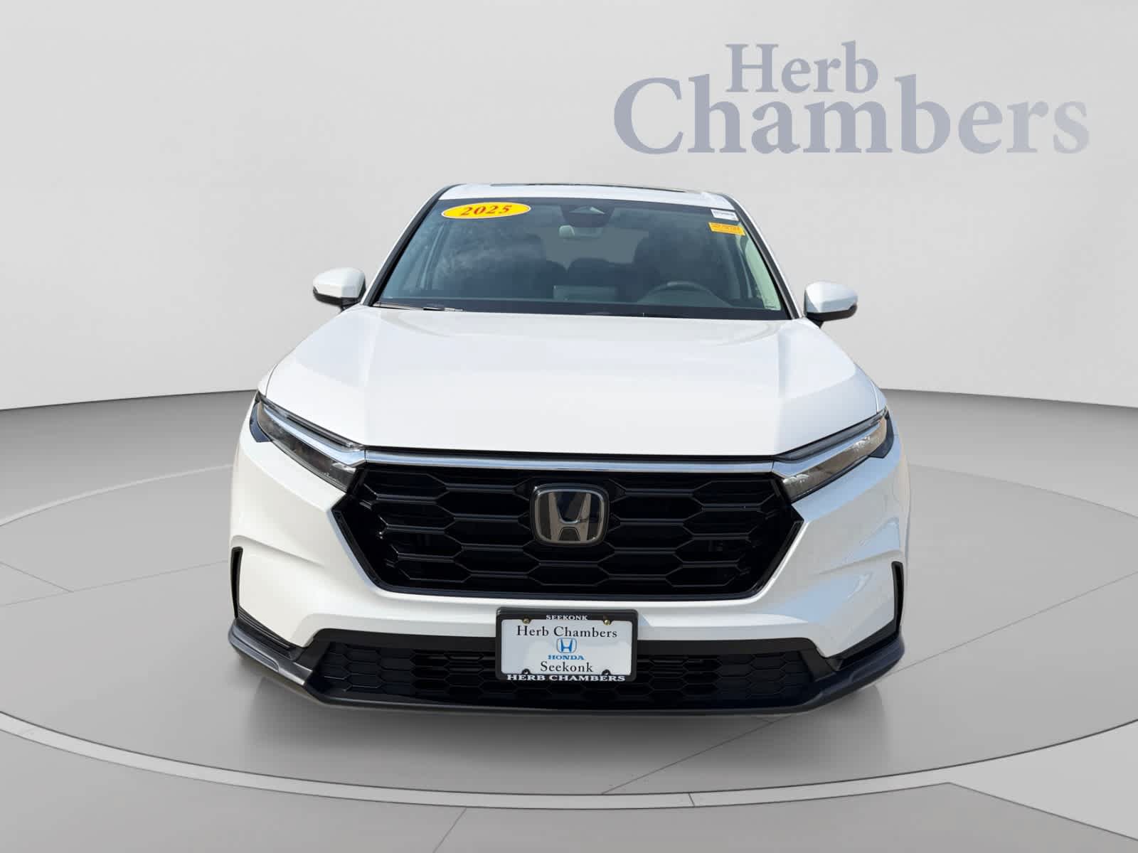 Used 2025 Honda CR-V EX image 2