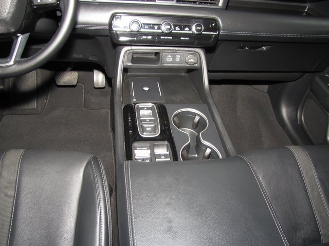 Certified 2024 Honda Pilot Touring image 15