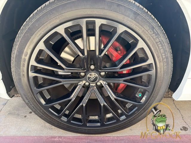 Used 2024 Audi SQ8 Prestige w/ Prestige Package image 6