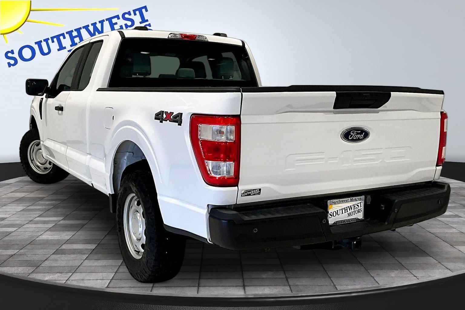 Used 2023 Ford F150 XL AWD/4WD image 4