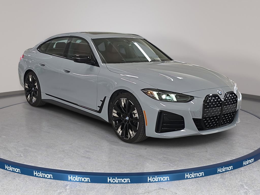Used 2025 BMW 430i w/ M Sport Package RWD image 4
