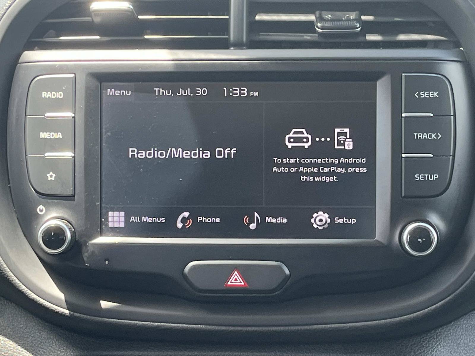 Used 2023 Kia Soul LX w/ Option Group 015 FWD image 11