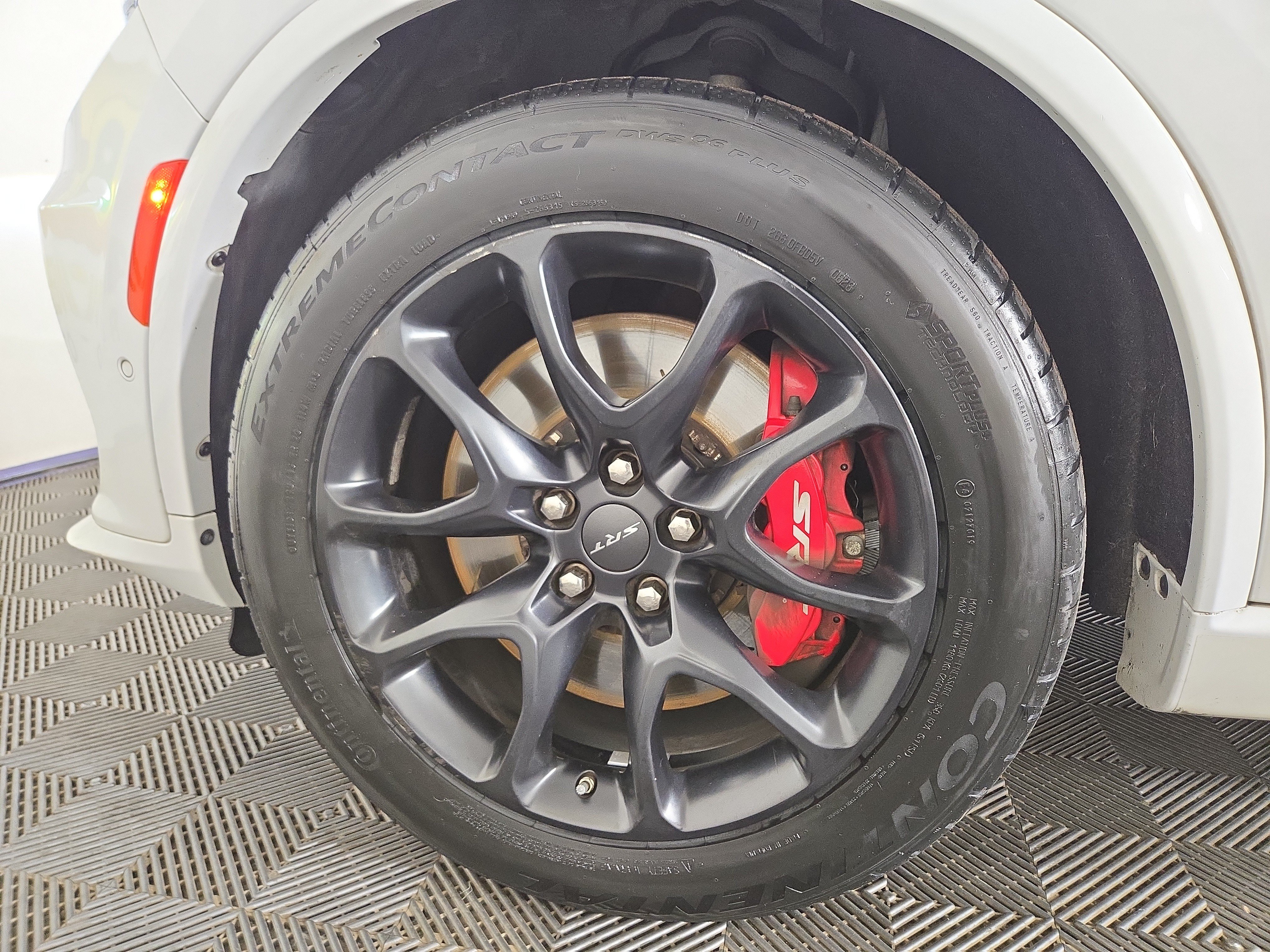 Used 2021 Dodge Durango SRT Hellcat w/ Technology Group AWD/4WD image 38
