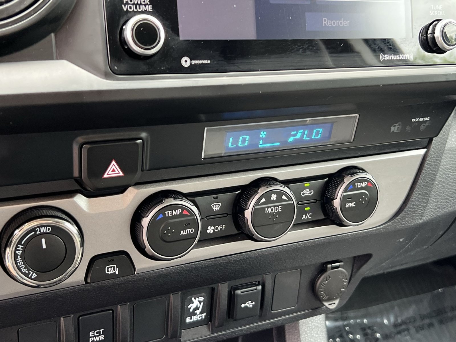 Used 2023 Toyota Tacoma SR AWD/4WD image 21