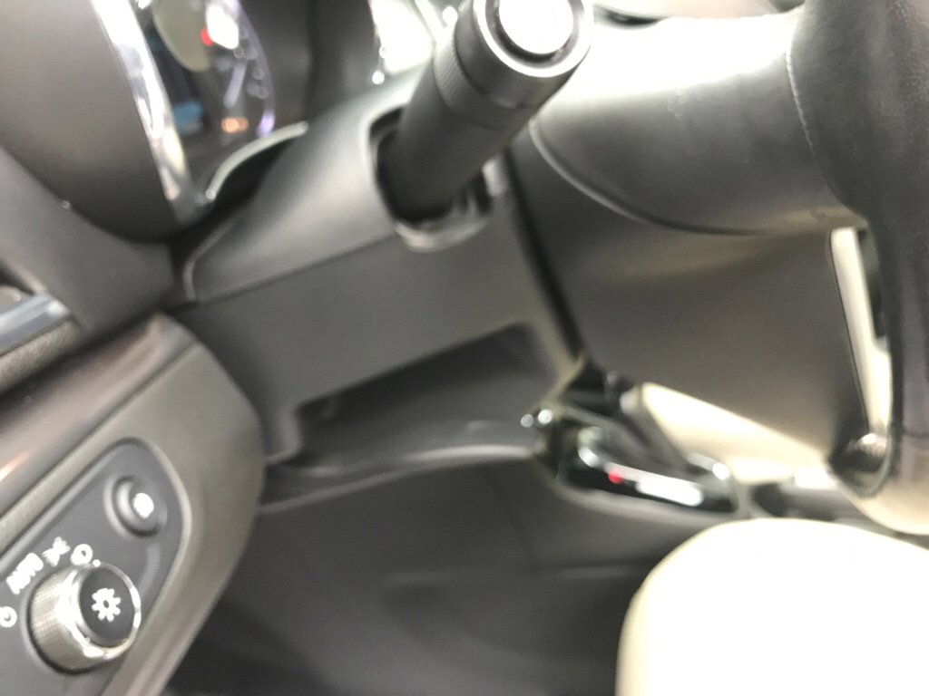 Used 2017 Buick Encore Essence image 11