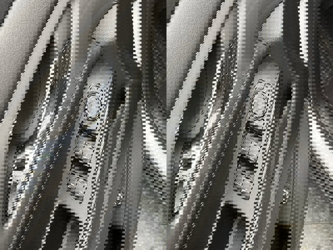 Certified 2023 Chevrolet Traverse LT w/ Midnight/Sport Edition image 8