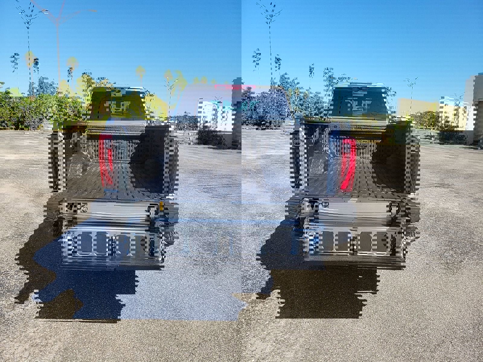 New 2026 GMC Sierra 3500 Denali w/ Denali Reserve Package image 7