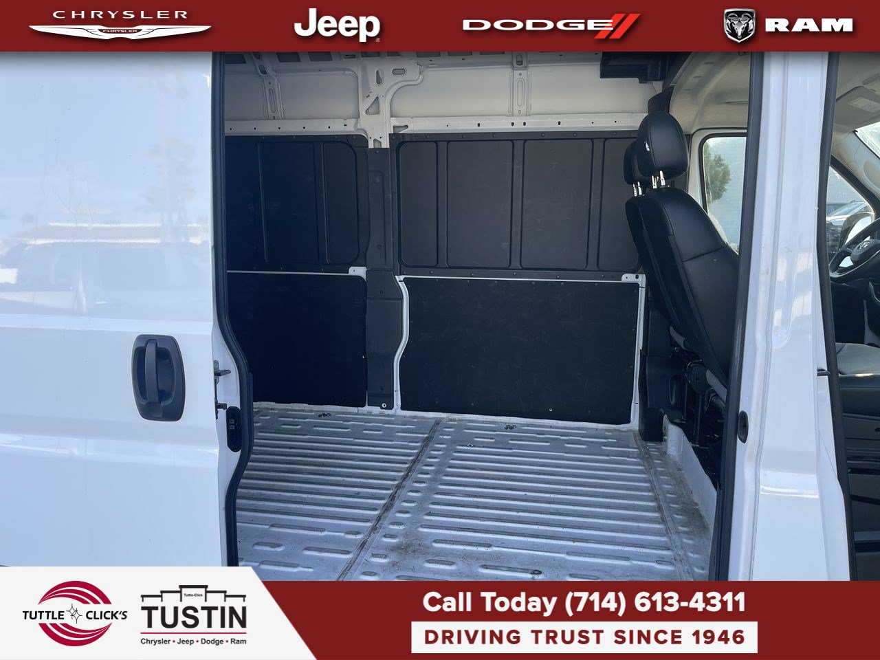 Used 2025 RAM ProMaster 2500 w/ Convenience Group FWD image 23