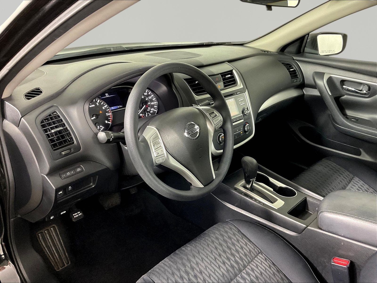 Used 2018 Nissan Altima 2.5 S w/ S Convenience Package FWD image 16