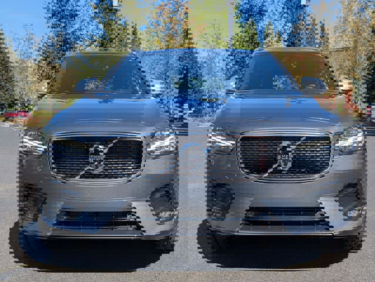 Used 2019 Volvo V90 T6 R-Design image 2