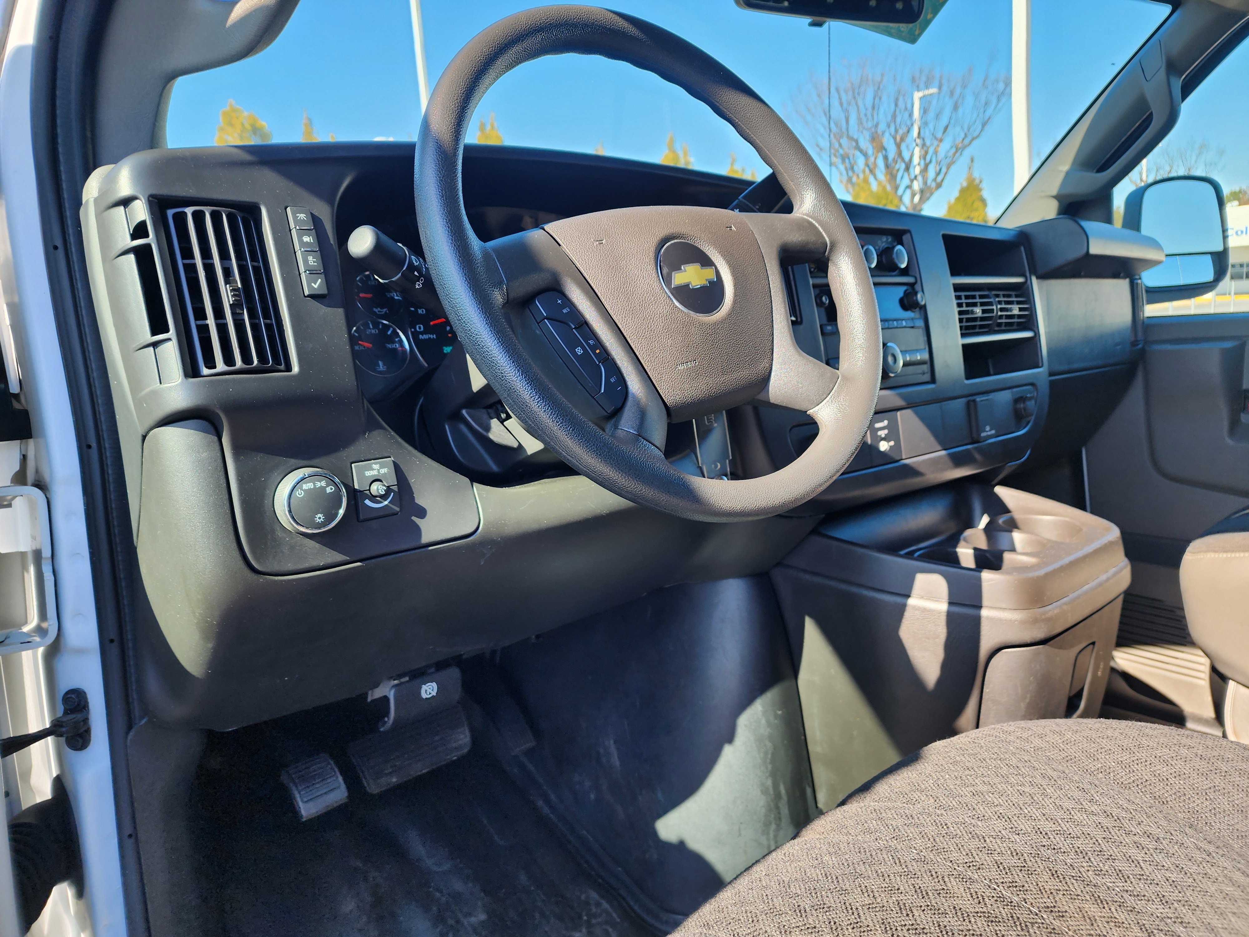 Used 2024 Chevrolet Express 2500 w/ Driver Convenience Package image 22