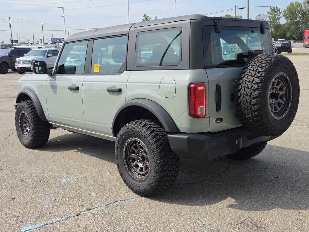 Used 2022 Ford Bronco 4-Door AWD/4WD image 4