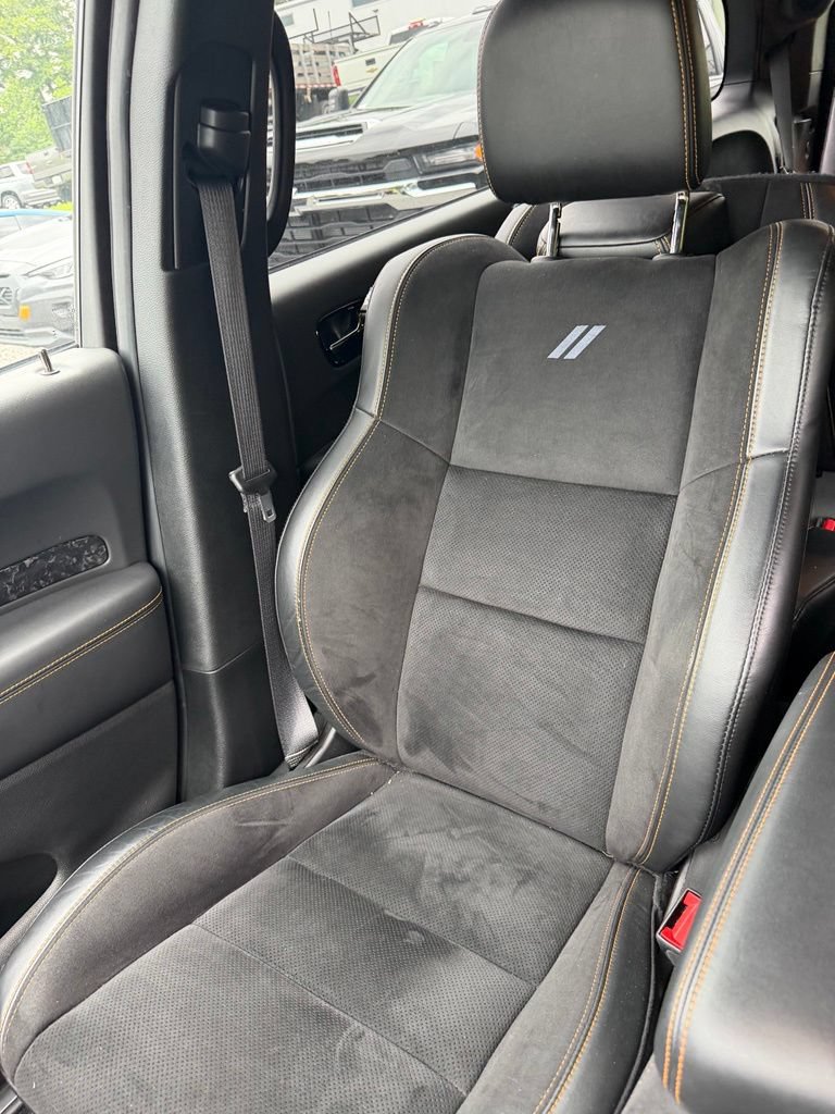 Used 2023 Dodge Durango R/T w/ Hemi Orange Plus Package AWD/4WD image 20