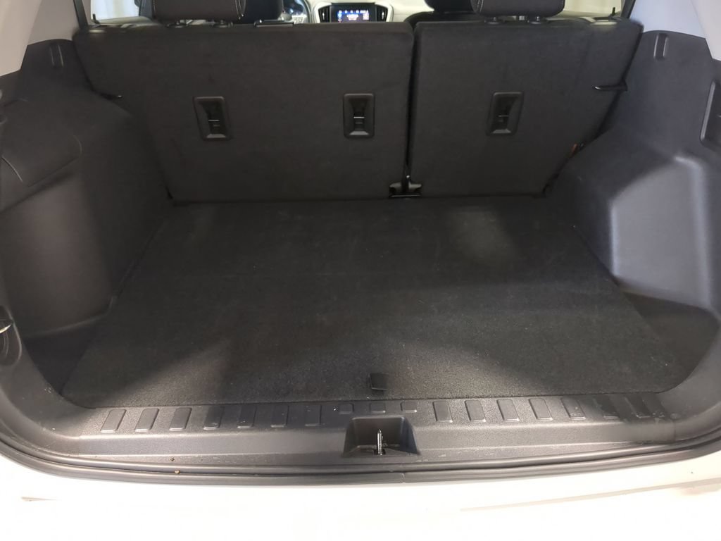 Used 2023 GMC Terrain SLE w/ Driver Convenience Package FWD image 37
