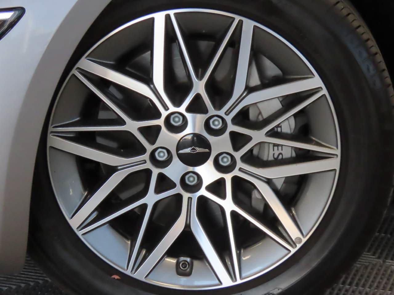 Used 2025 Genesis G80 2.5T AWD/4WD image 5
