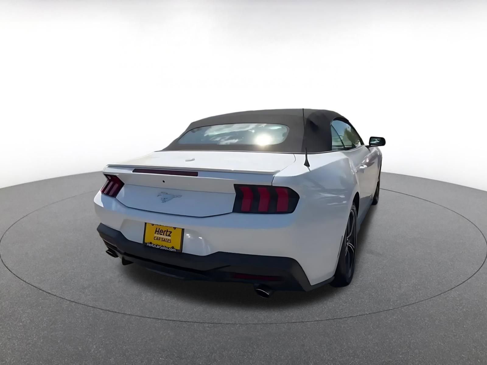 Used 2024 Ford Mustang Premium image 15