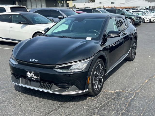Certified 2024 Kia EV6 Light RWD image 3
