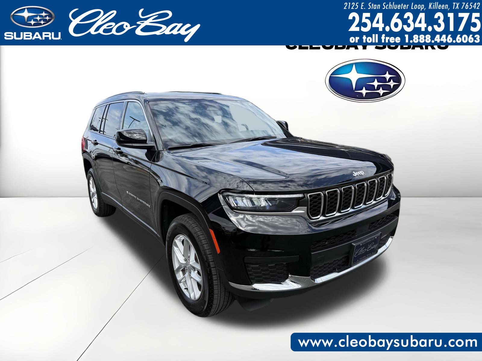 Used 2024 Jeep Grand Cherokee L Laredo image 1