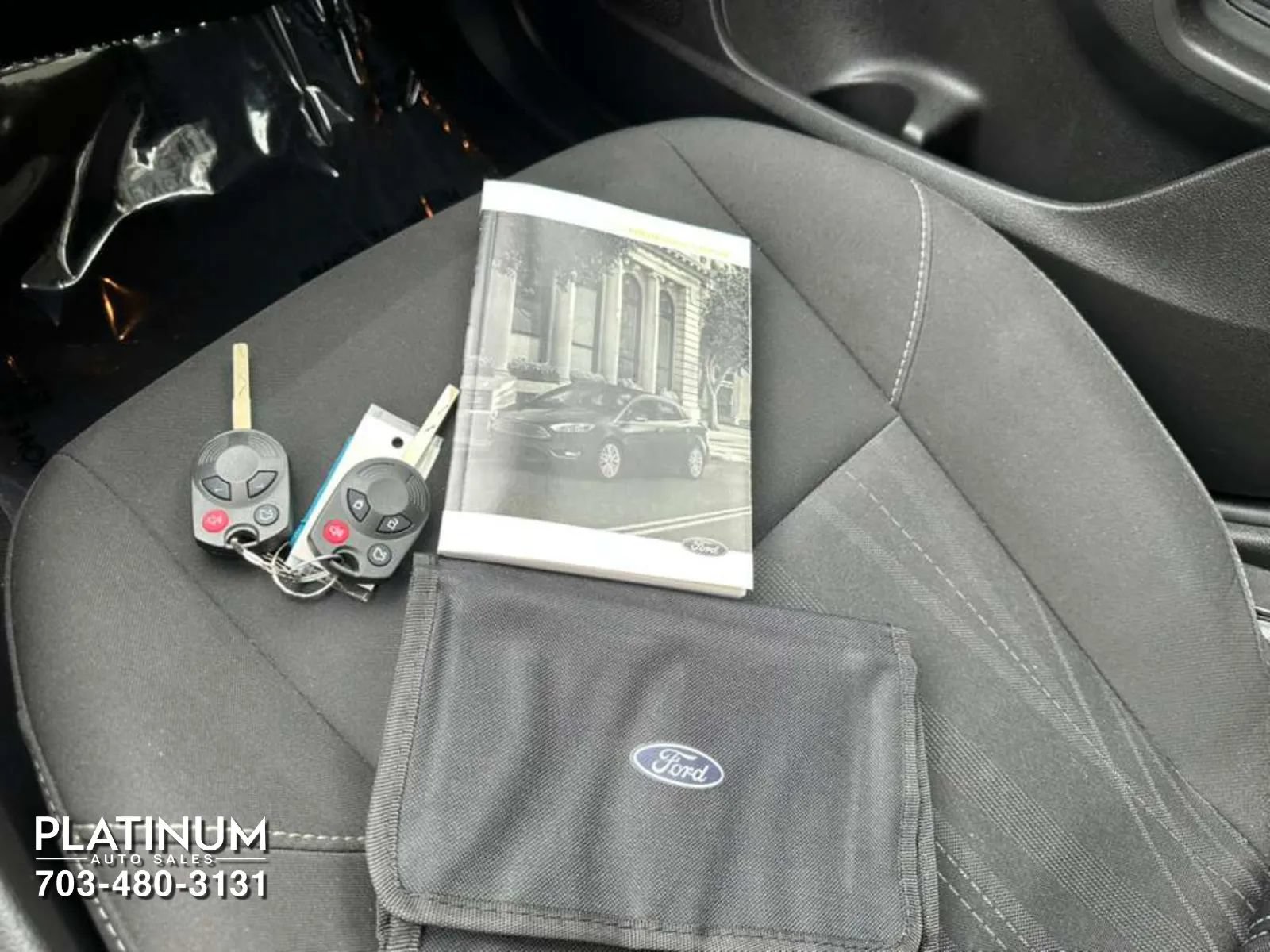 Used 2018 Ford Focus SE FWD image 23