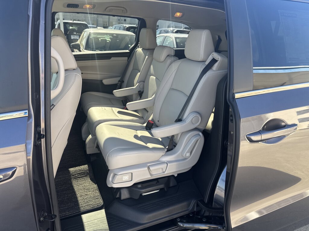 New 2026 Honda Odyssey EX-L image 8