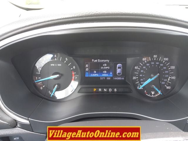 Used 2013 Ford Fusion SE FWD image 22