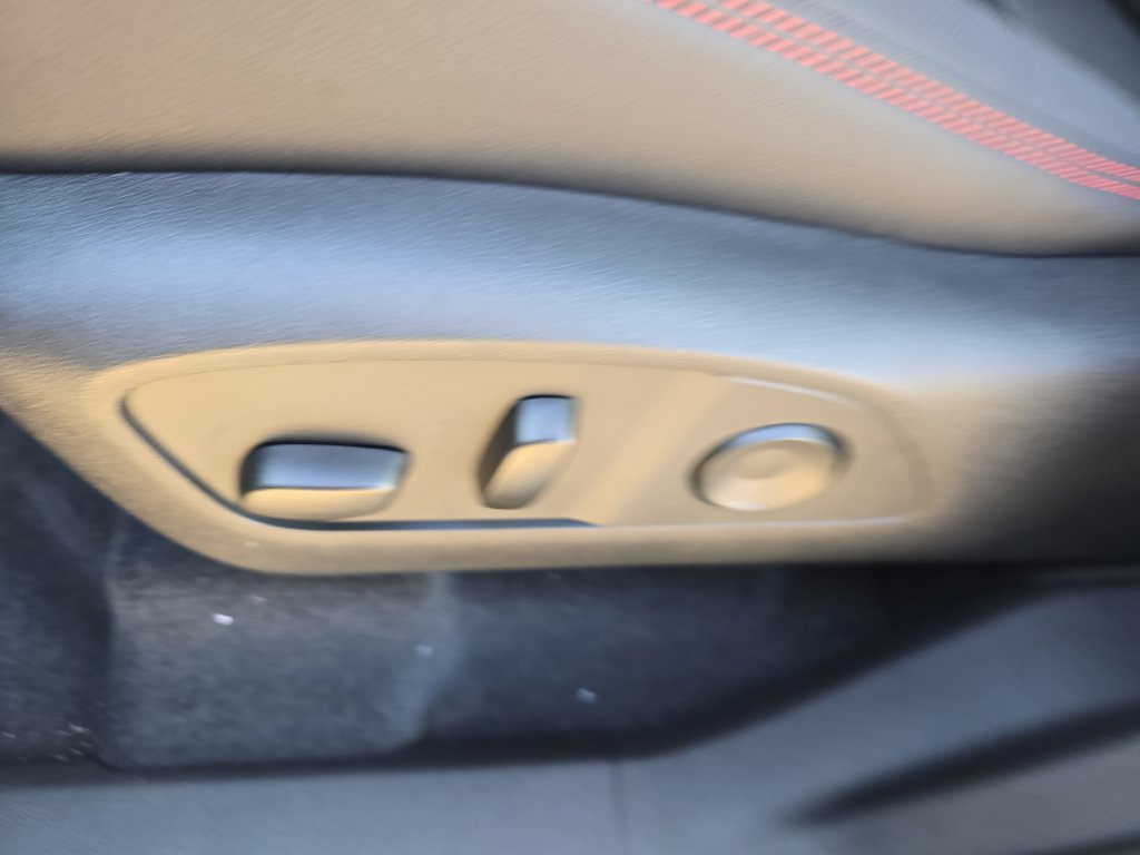 New 2026 Chevrolet Traverse RS image 21