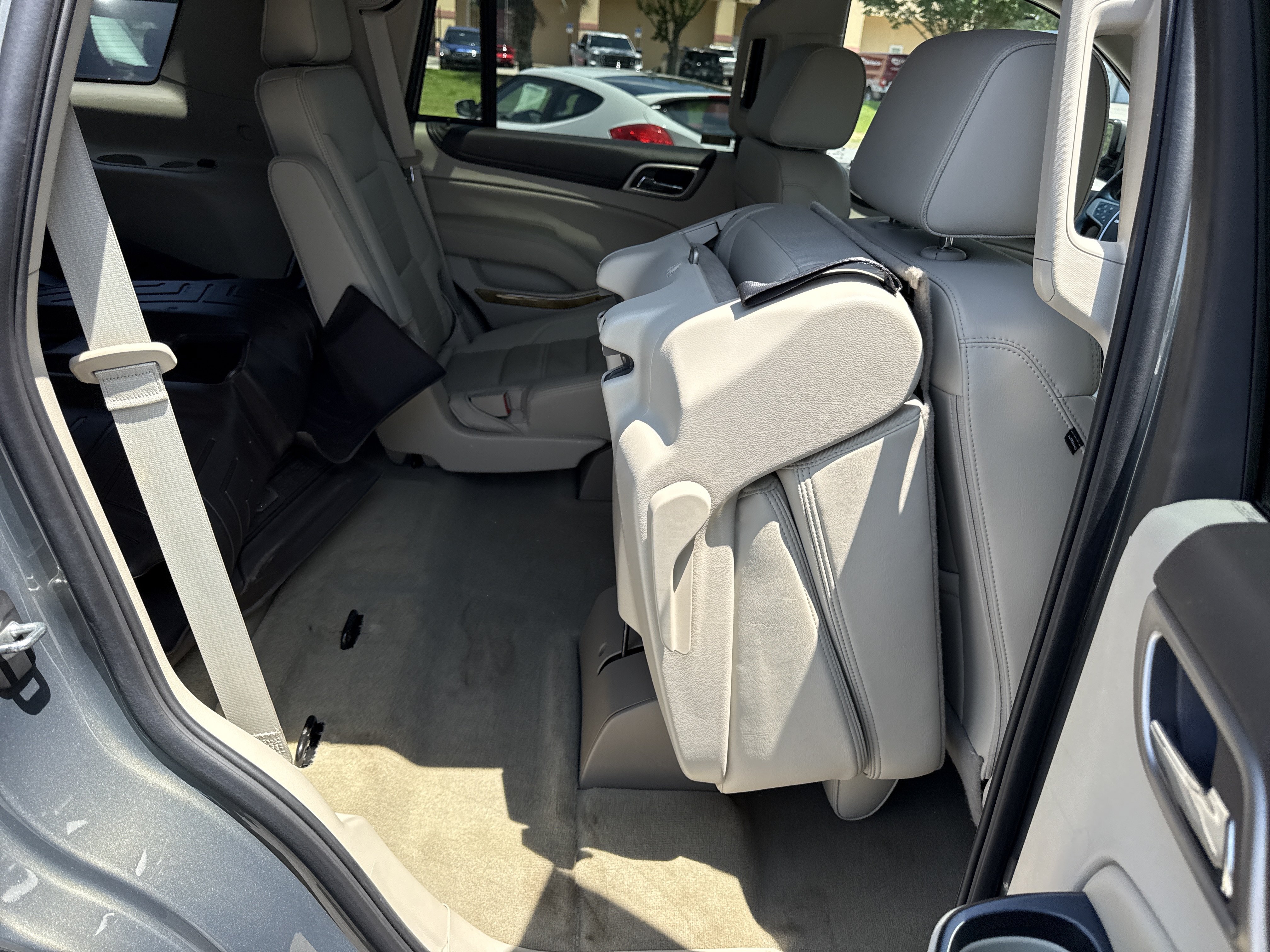 Used 2017 GMC Yukon Denali w/ Open Road Package RWD image 36