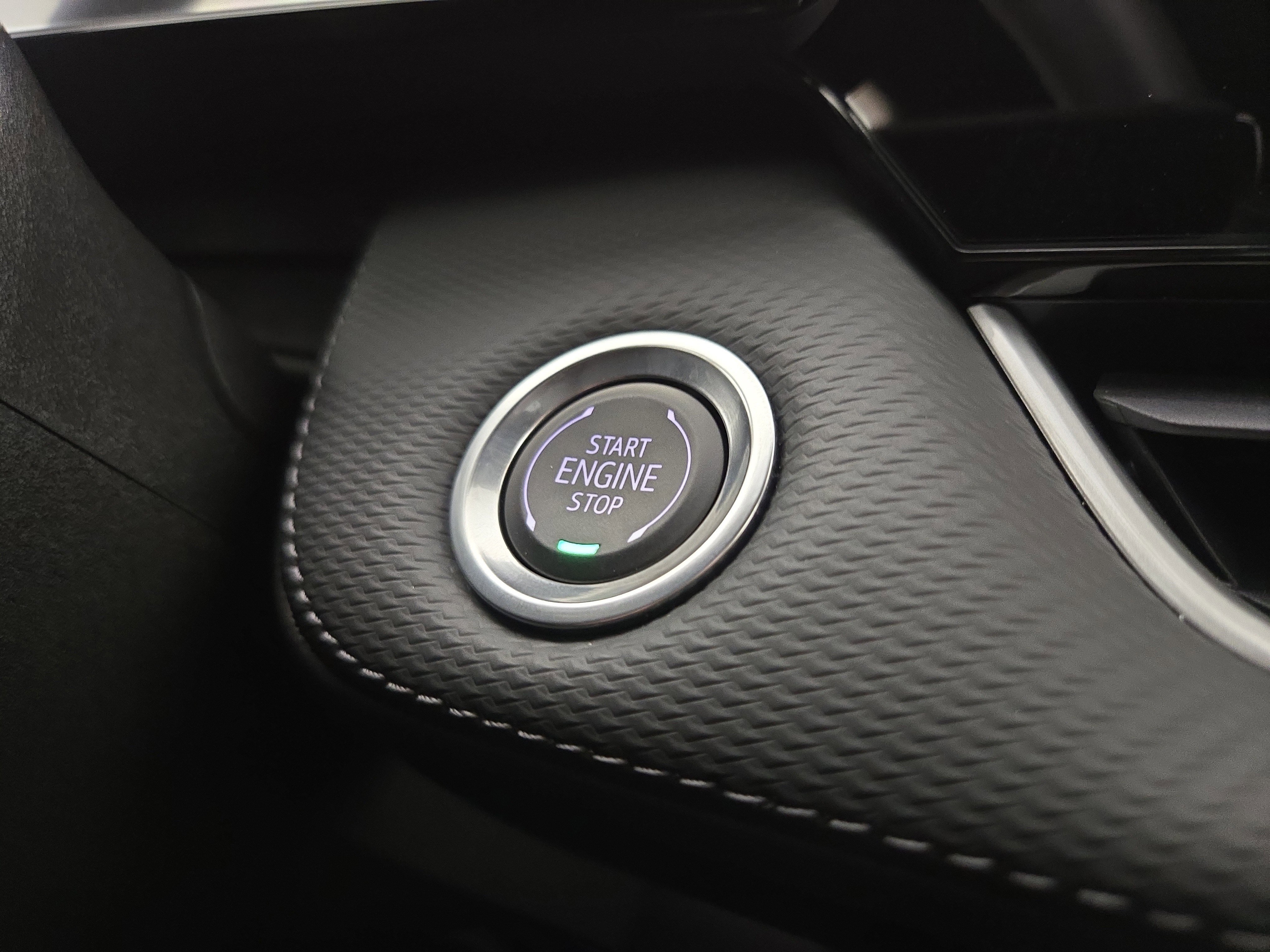 Used 2025 Chevrolet Equinox LT w/ Convenience Package II image 25