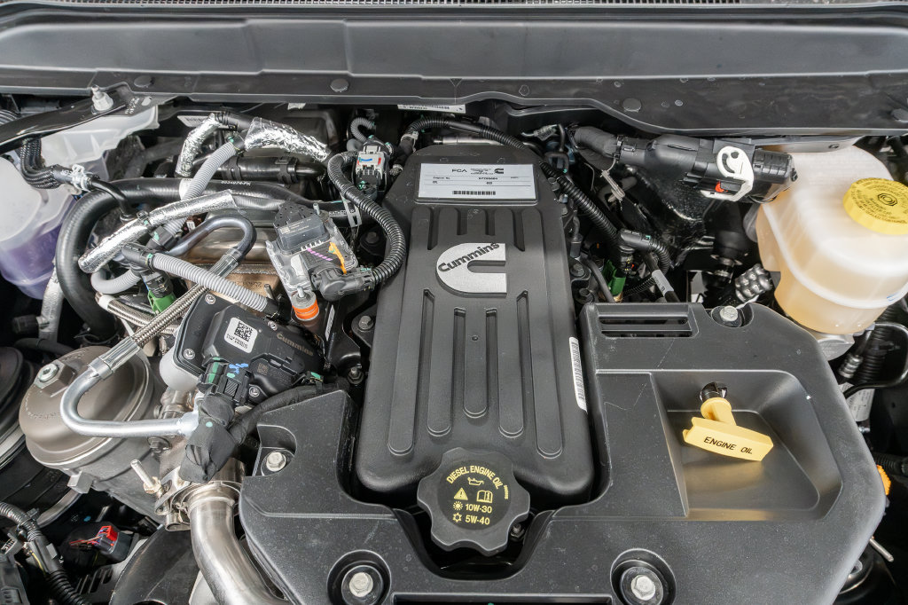 New 2026 RAM 3500 Tradesman AWD/4WD image 4