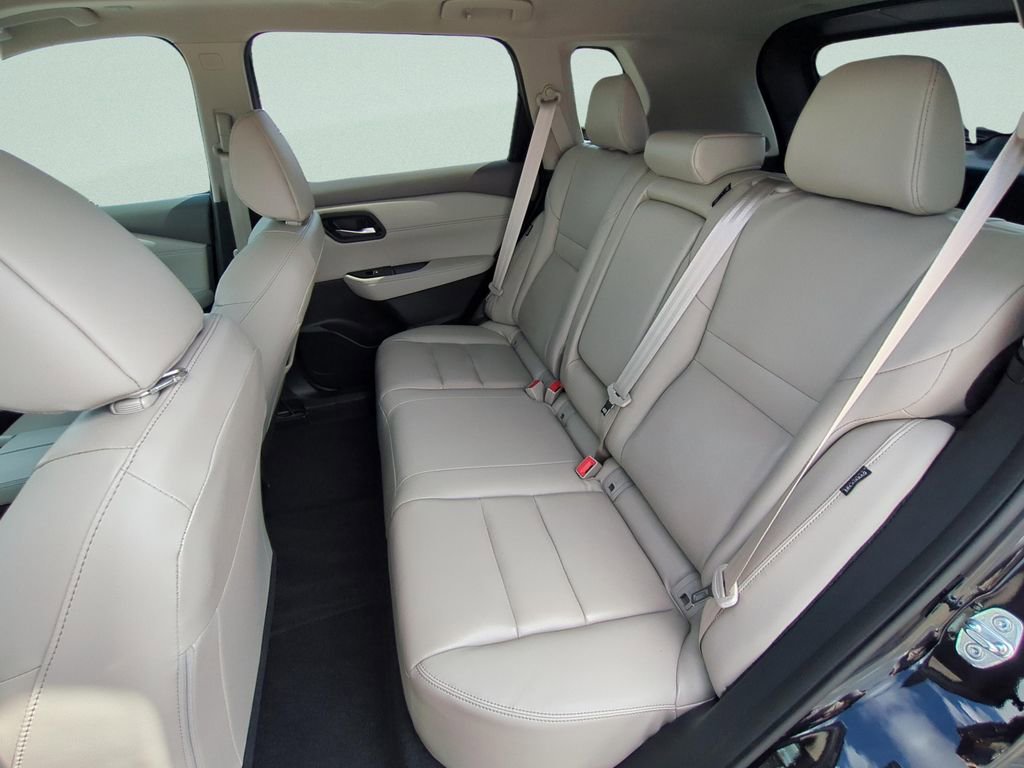 Certified 2023 Nissan Rogue SL image 13