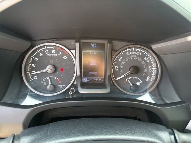 Used 2020 Toyota Tacoma TRD Off-Road image 23