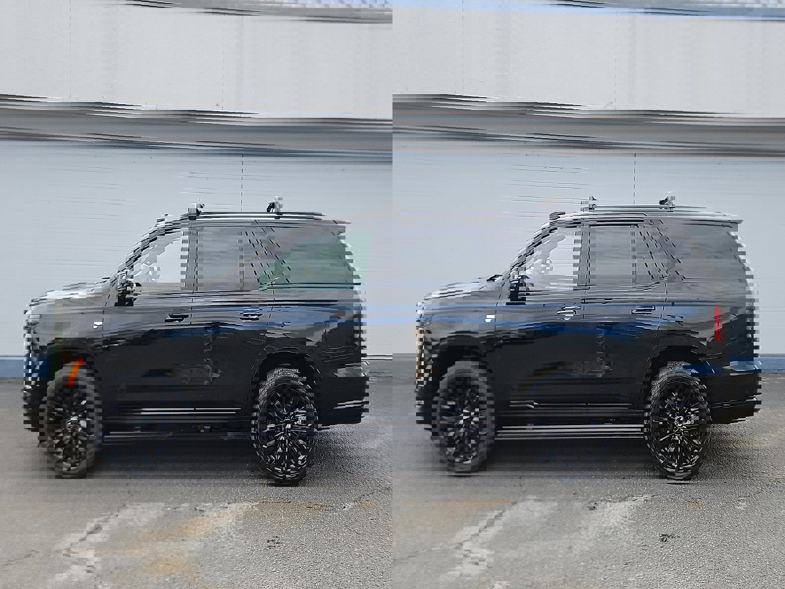 New 2026 Cadillac Escalade Platinum Sport w/ LPO, ONYX Package image 2