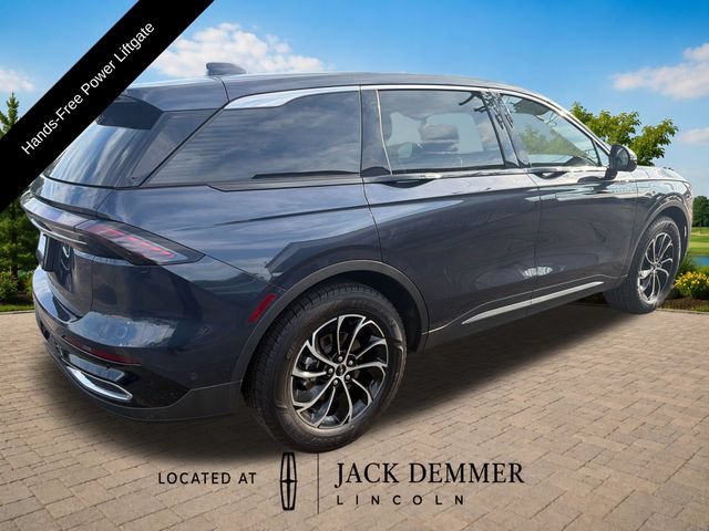 Used 2024 Lincoln Nautilus Premier w/ Equipment Group 102A AWD/4WD image 7